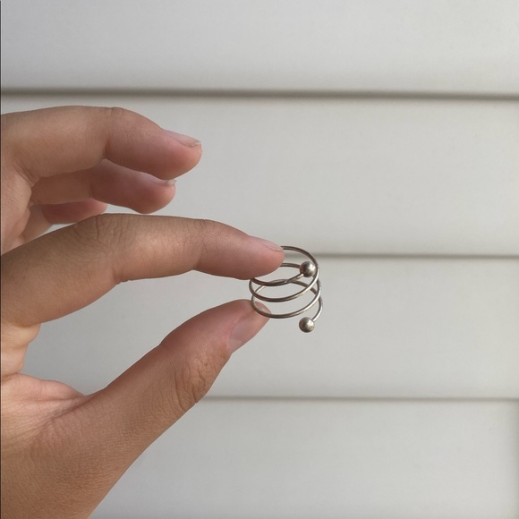 Ring - Picture 2 of 2